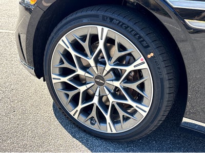 2026 Genesis G90 e-SC