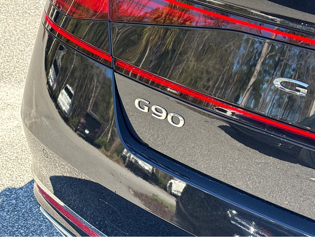 2026 Genesis G90 e-SC
