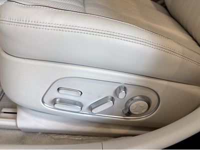 2026 Genesis G90 e-SC