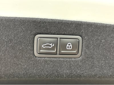 2026 Genesis G90 e-SC