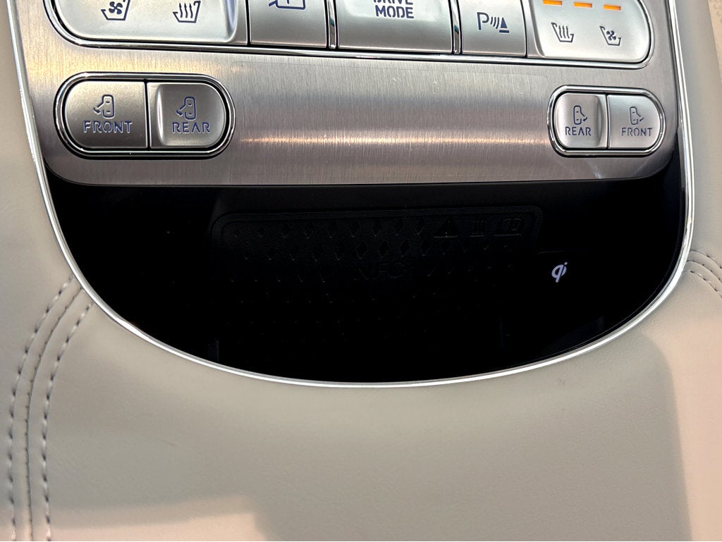 2026 Genesis G90 e-SC