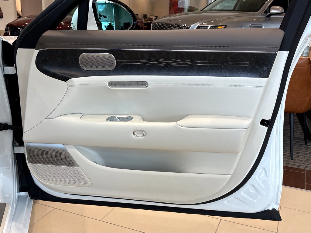 2026 Genesis G90 e-SC