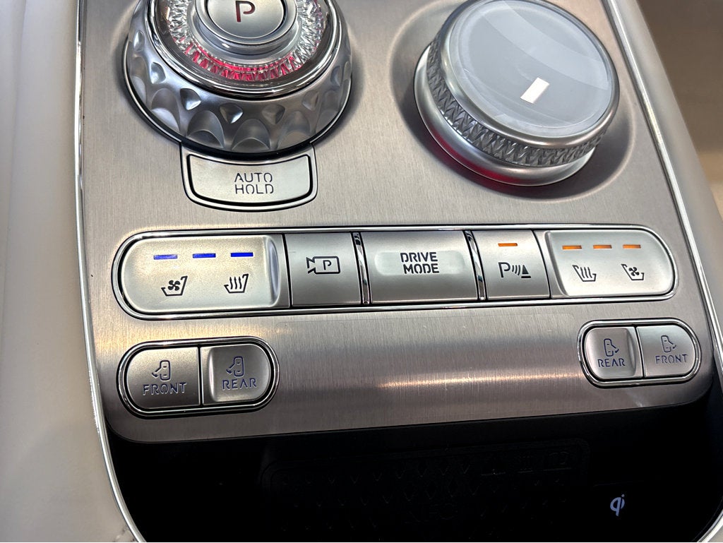 2026 Genesis G90 e-SC