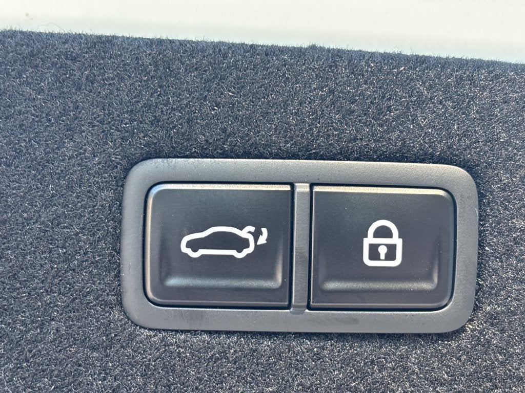 2026 Genesis G90 3.5T e-SC