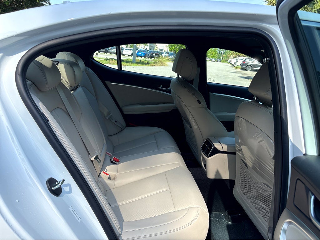 2026 Genesis G70 2.5T