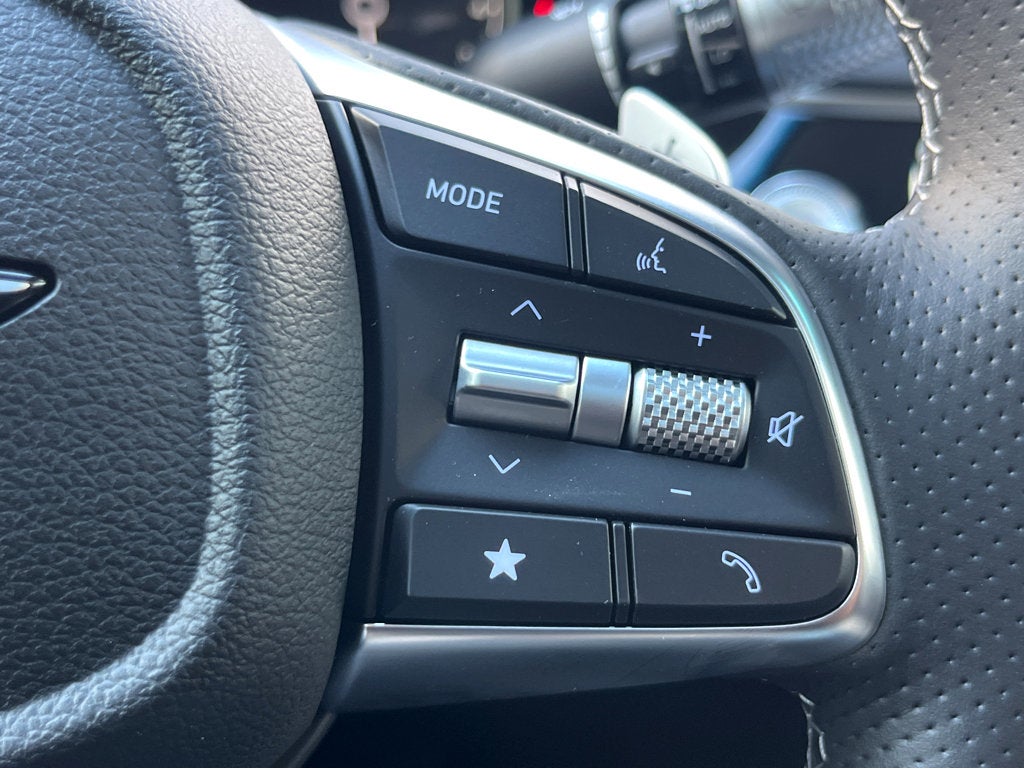 2026 Genesis G70 2.5T Prestige