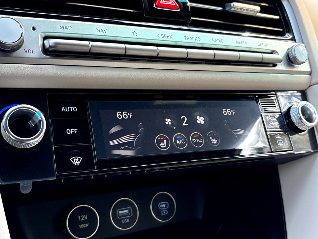 2026 Genesis G70 2.5T Prestige