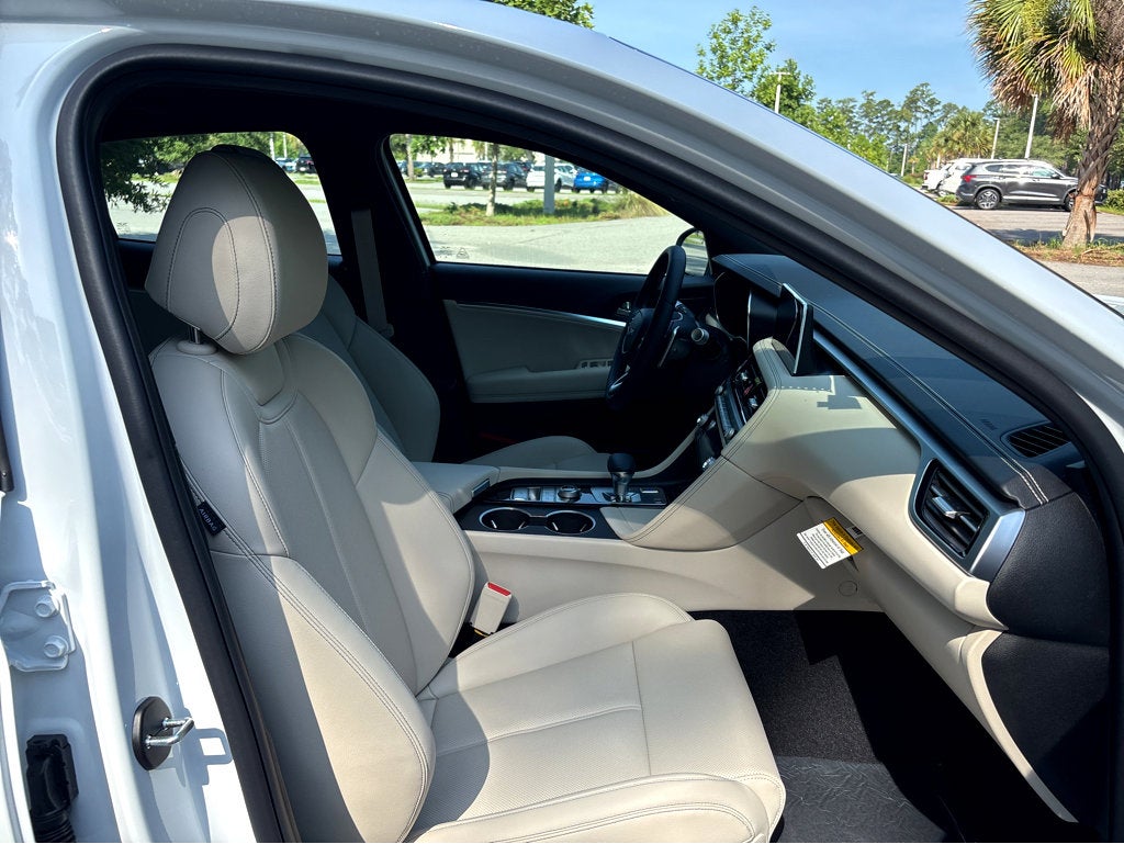 2026 Genesis G70 2.5T Prestige