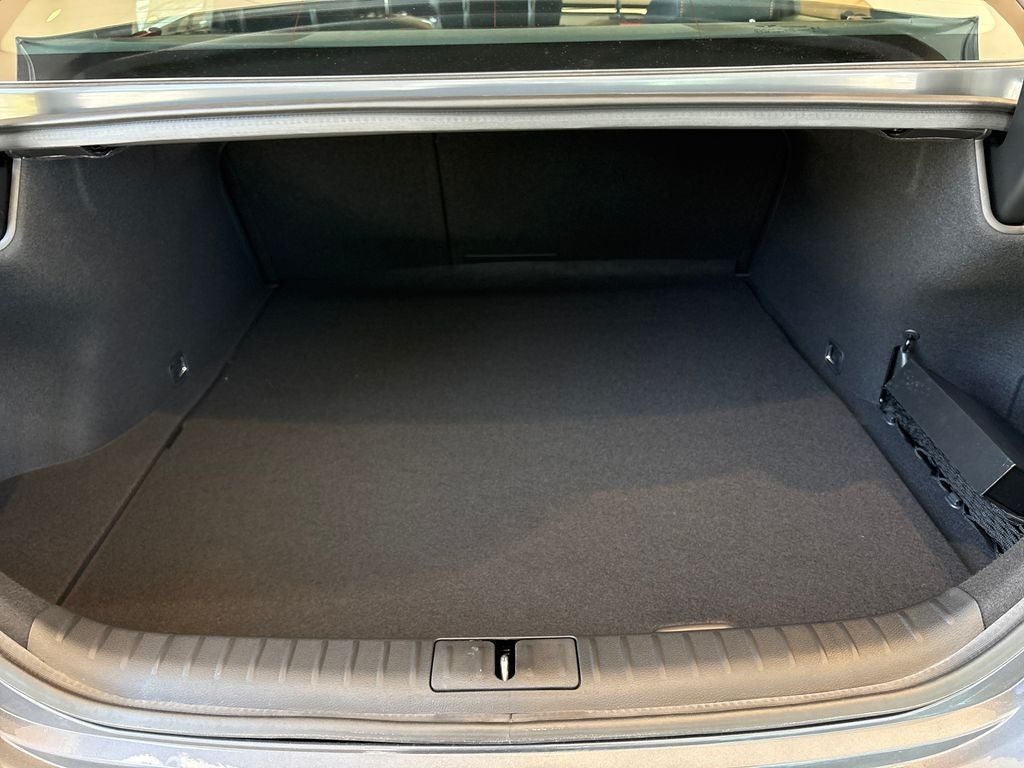2026 Genesis G70 3.3T Prestige Graphite