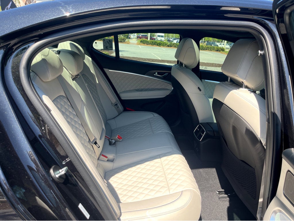 2025 Genesis G70 3.3T Sport Advanced