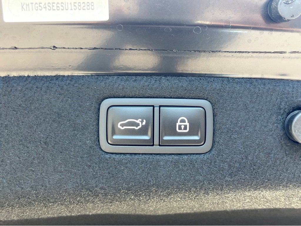 2025 Genesis G70 3.3T Sport Advanced