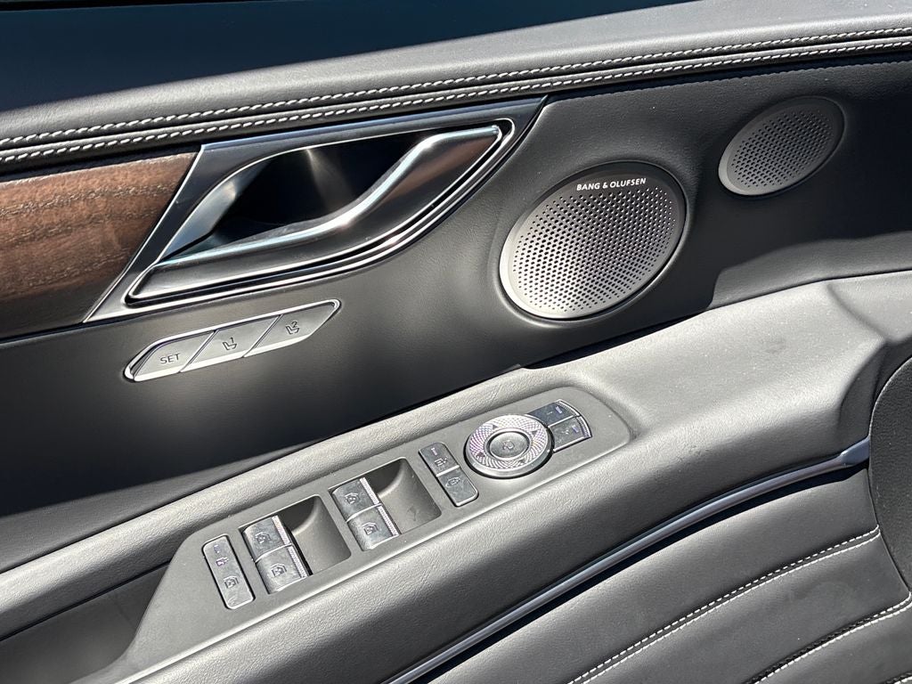 2027 Genesis GV80 2.5T Advanced