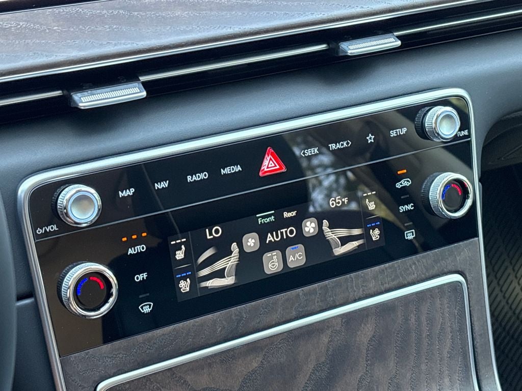 2027 Genesis GV80 2.5T Advanced