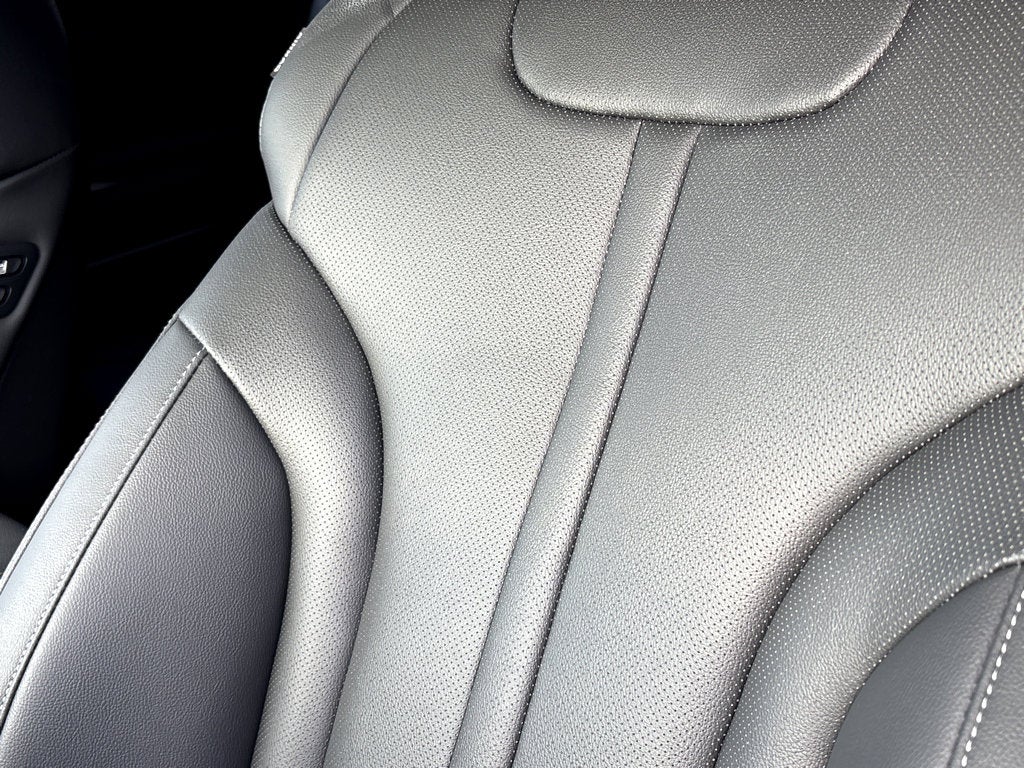 2026 Genesis GV80 2.5T