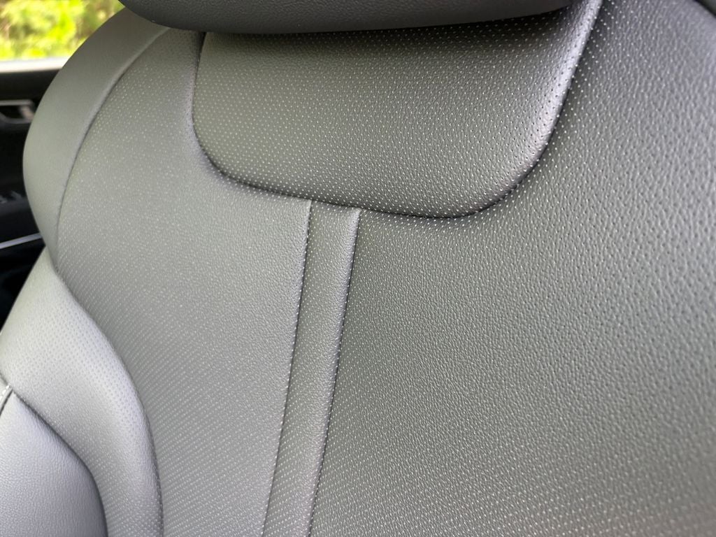 2027 Genesis GV80 2.5T
