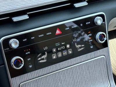 2027 Genesis GV80 2.5T Select