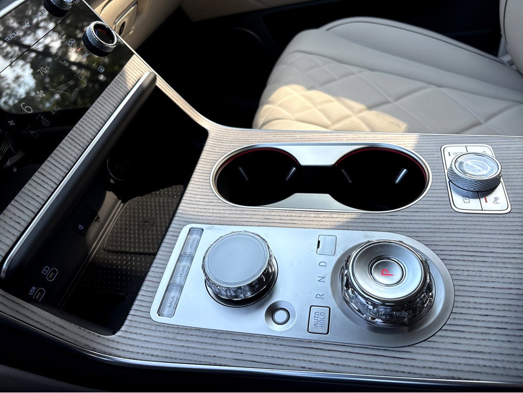 2026 Genesis GV80 Select