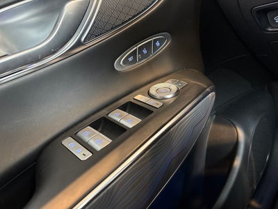 2022 Genesis GV70 2.5T
