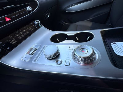 2027 Genesis GV70 2.5T Select