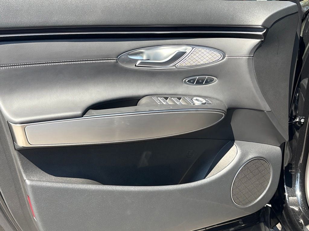 2027 Genesis GV70 2.5T Select