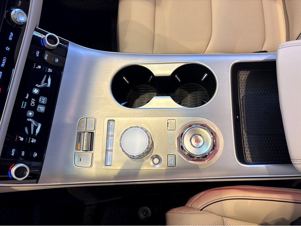 2026 Genesis GV70 2.5T Advanced