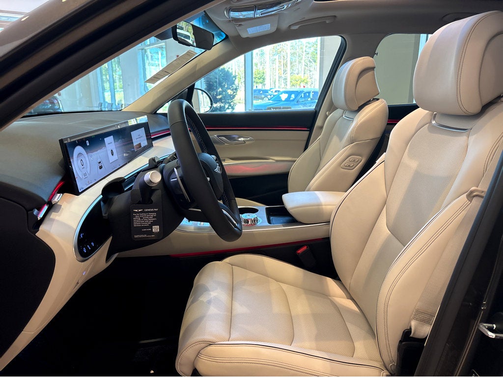 2026 Genesis GV70 2.5T Advanced