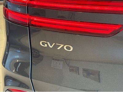 2026 Genesis GV70 2.5T Advanced