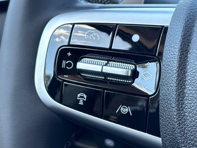 2027 Genesis GV70 2.5T Select