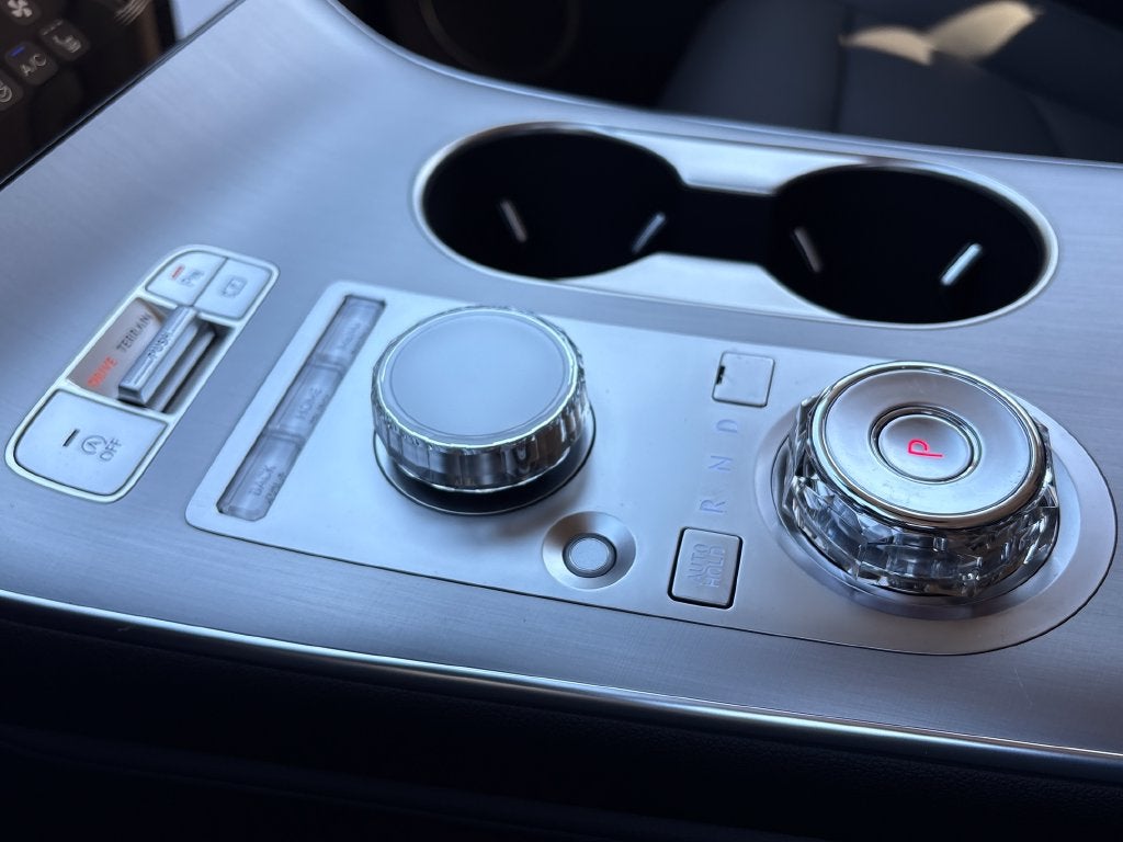 2027 Genesis GV70 2.5T Select