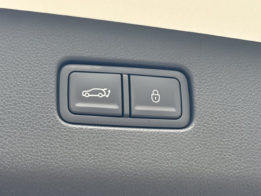 2027 Genesis GV70 2.5T Advanced