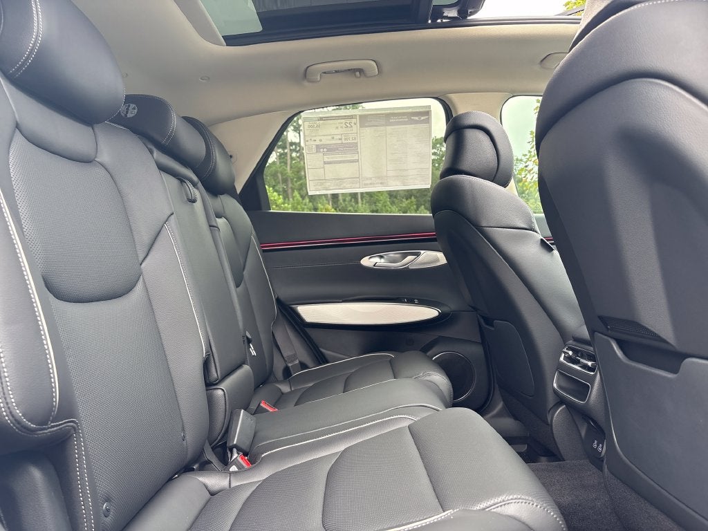 2027 Genesis GV70 2.5T Advanced