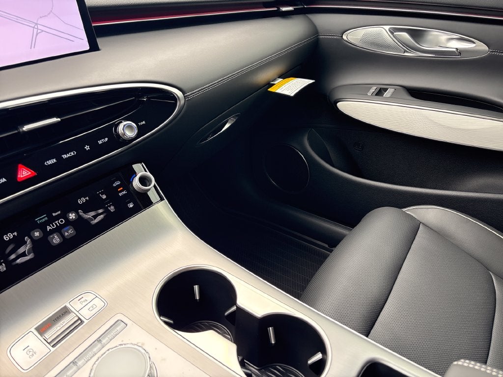 2027 Genesis GV70 2.5T Advanced