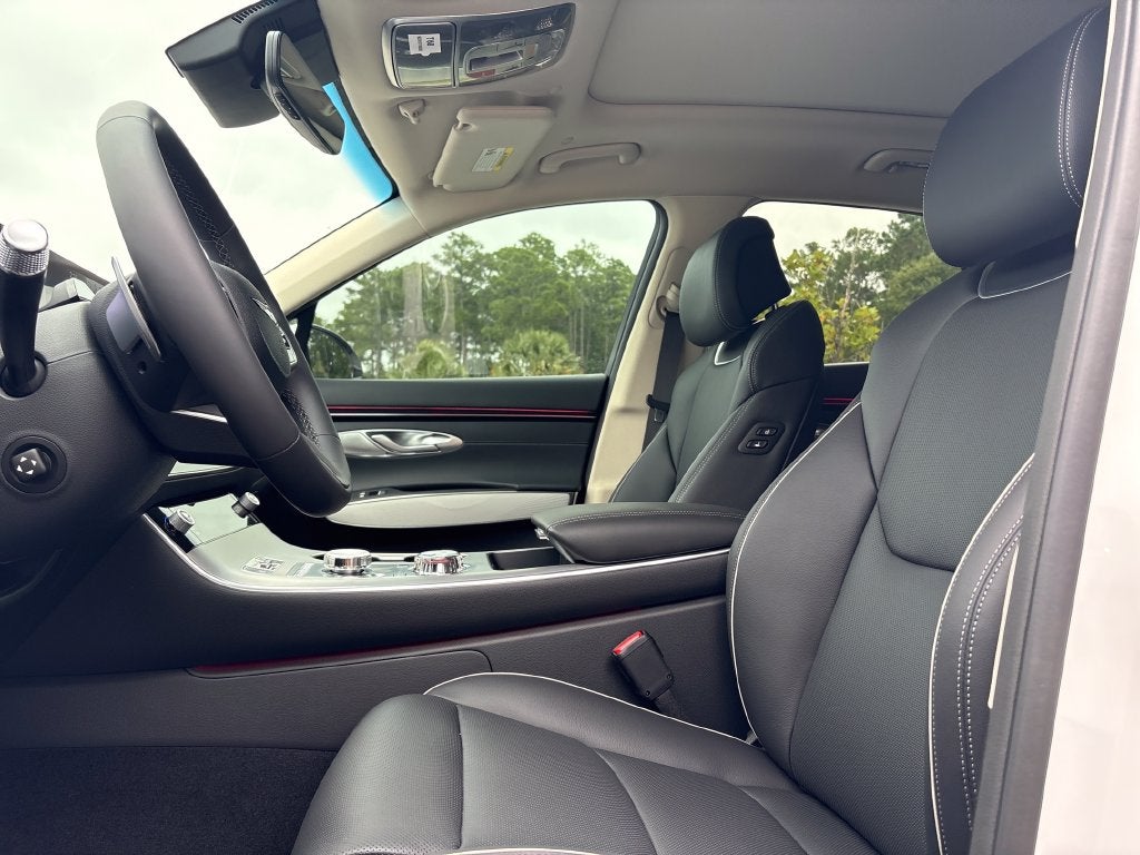 2027 Genesis GV70 2.5T Advanced