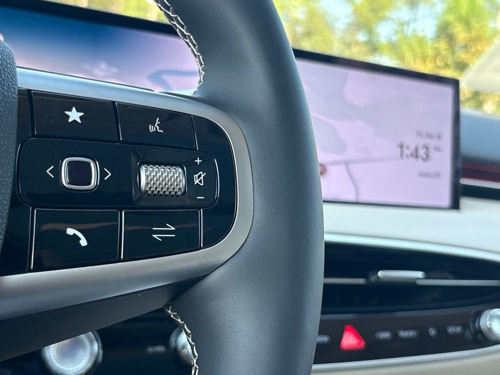2027 Genesis GV70 2.5T Advanced