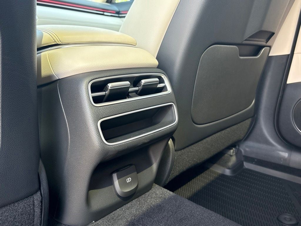 2027 Genesis GV70 2.5T Advanced