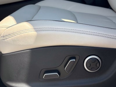 2027 Genesis GV70 2.5T Advanced