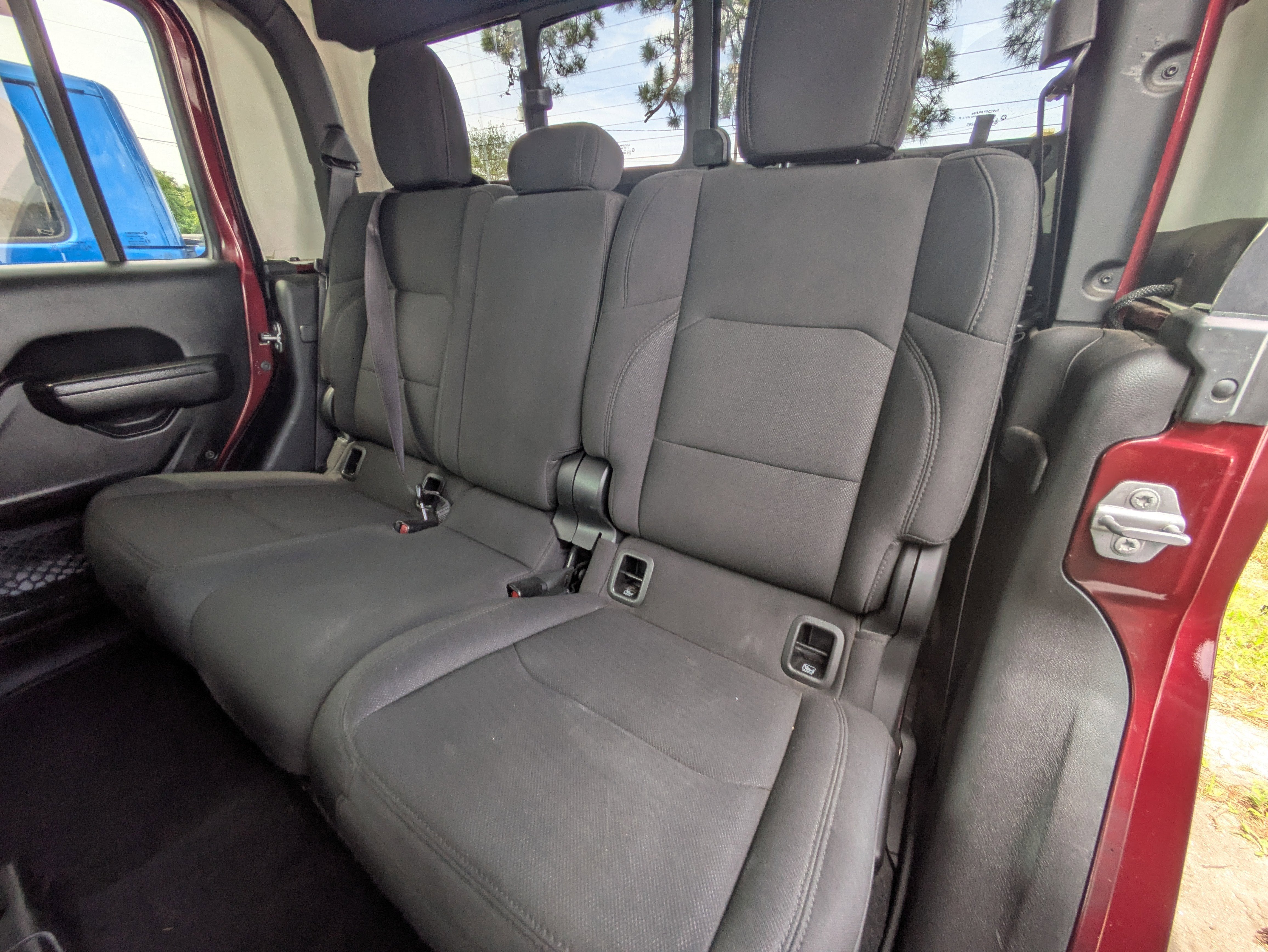 2022 Jeep Gladiator Sport S