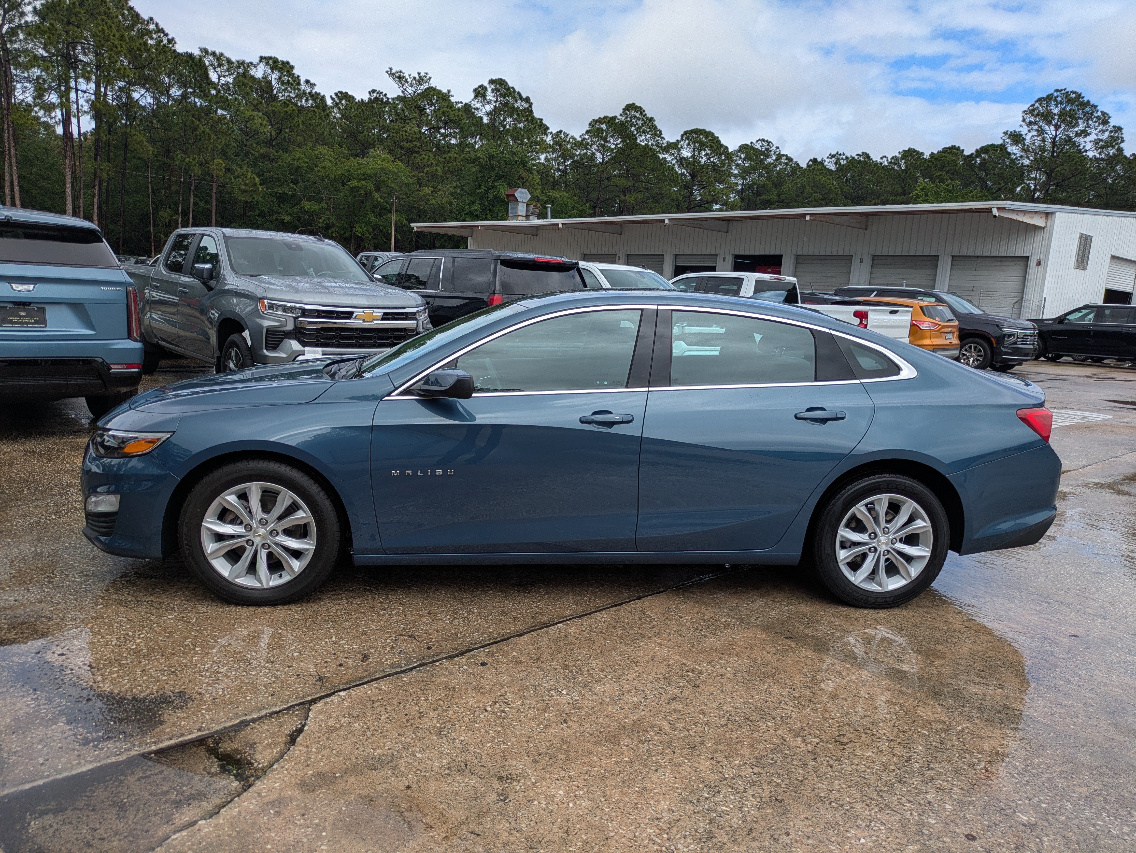 2025 Chevrolet Malibu 1LT