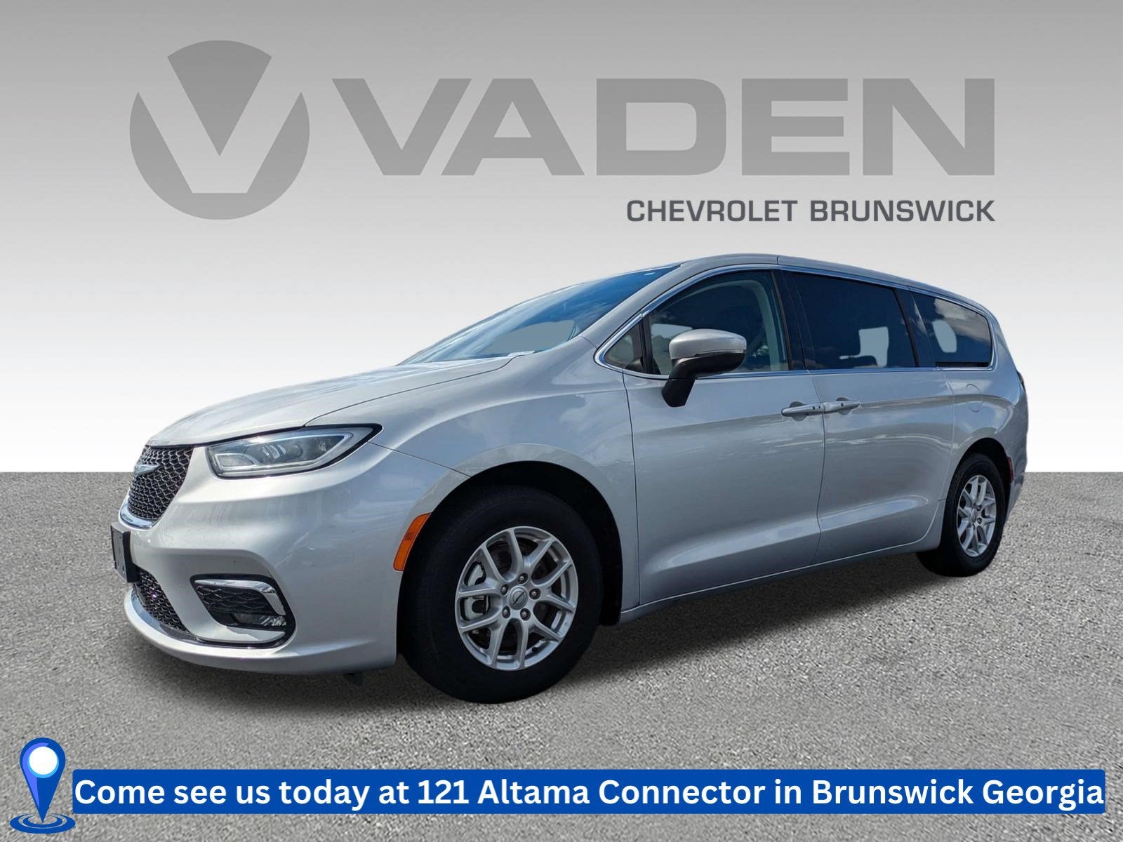 2023 Chrysler Pacifica Touring L