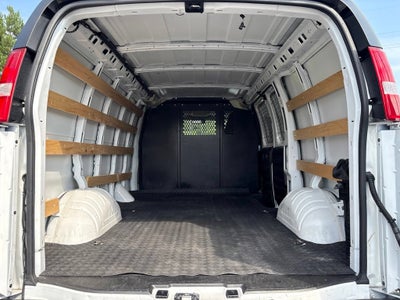 2024 Chevrolet Express Cargo 2500 WT