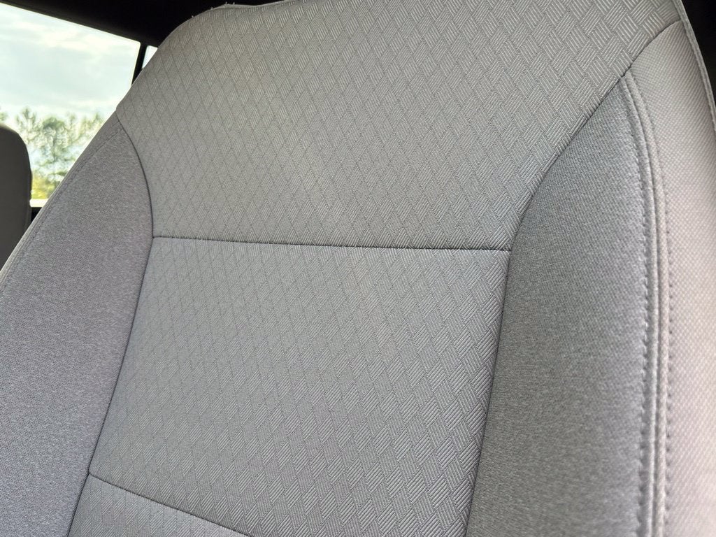 2023 GMC Yukon XL SLE