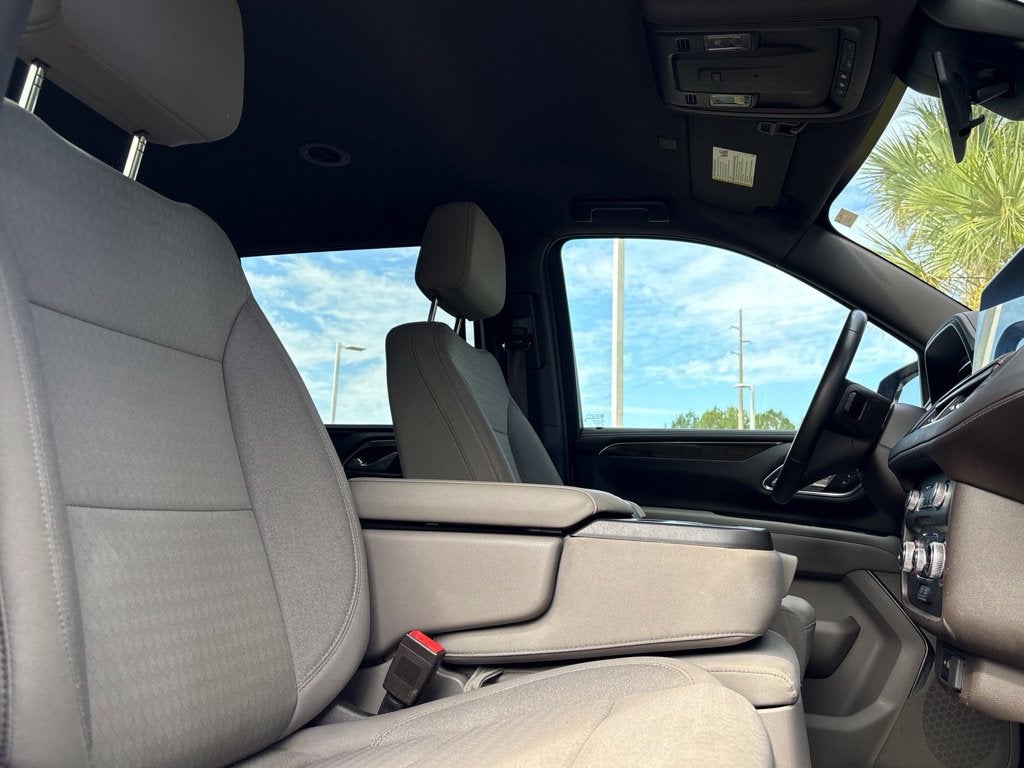 2023 GMC Yukon XL SLE