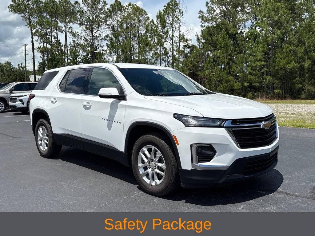 2023 Chevrolet Traverse LS