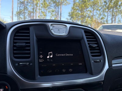 2020 Chrysler 300 Touring