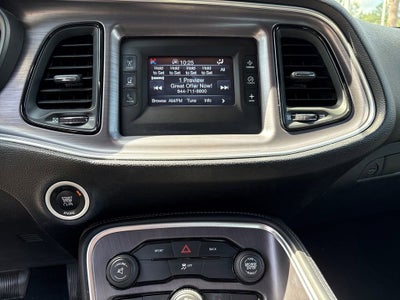 2015 Dodge Challenger SXT