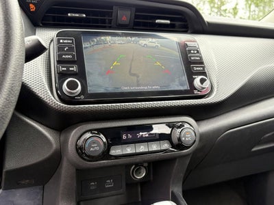 2022 Nissan Kicks SV