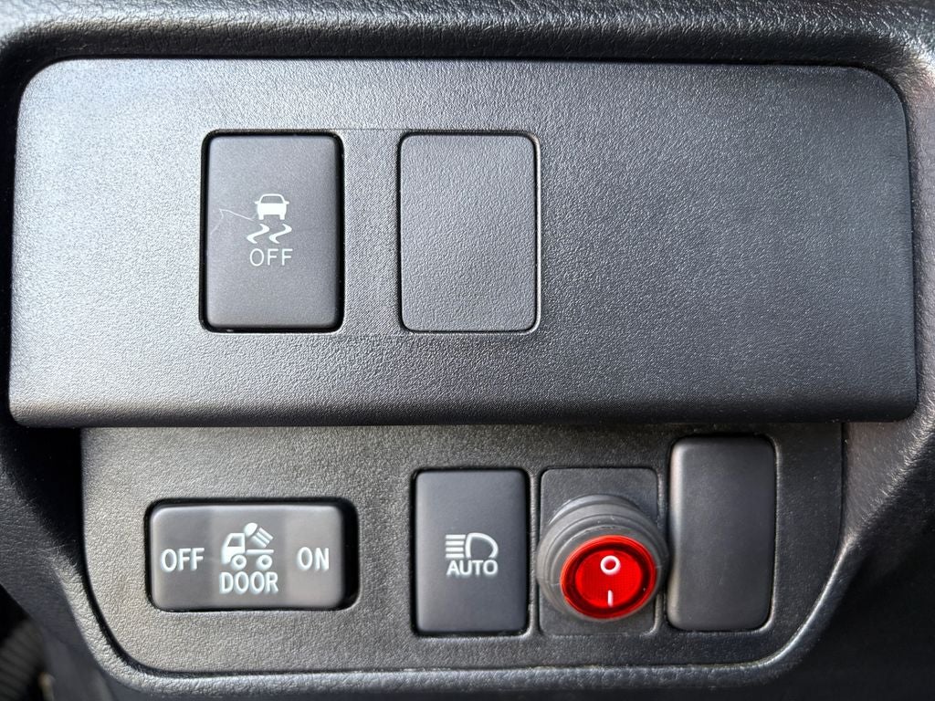 2021 Toyota Tacoma 2WD SR