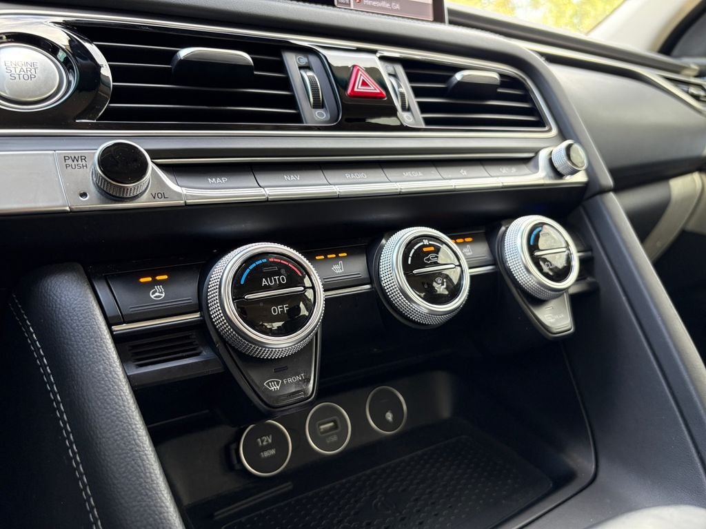 2022 Genesis G70 2.0T