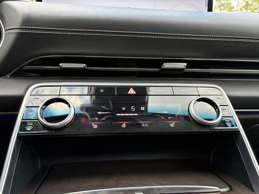 2024 Genesis GV80 NA